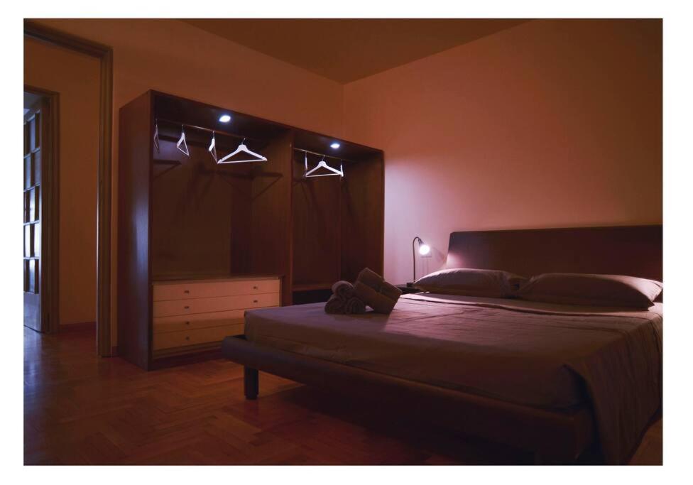 Urban House - Elegant Apartment Brera Milan Center Екстер'єр фото